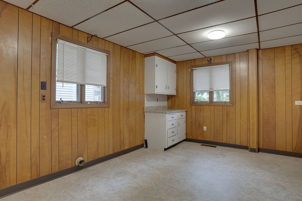 40 Simpson Avenue Somerville, MA 02144 - Photo 15 of 34