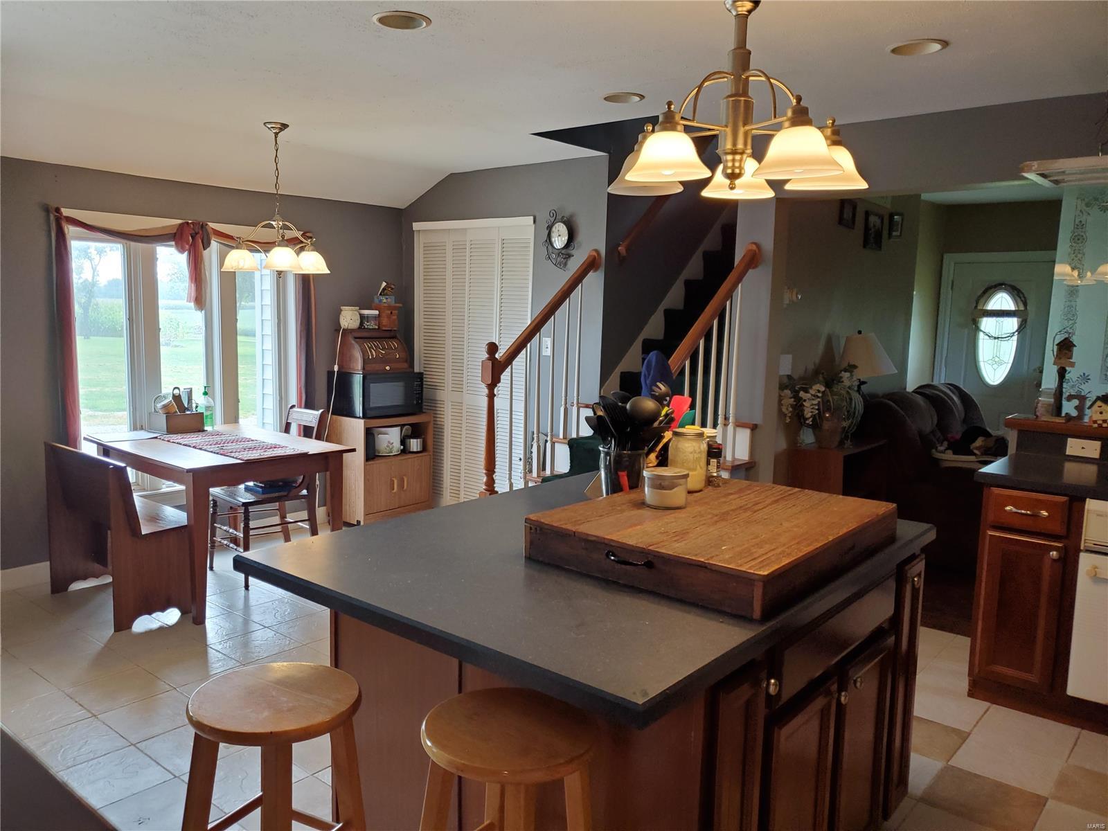 9231 Fallview Road Baldwin, IL 62217 - Photo 12 of 46