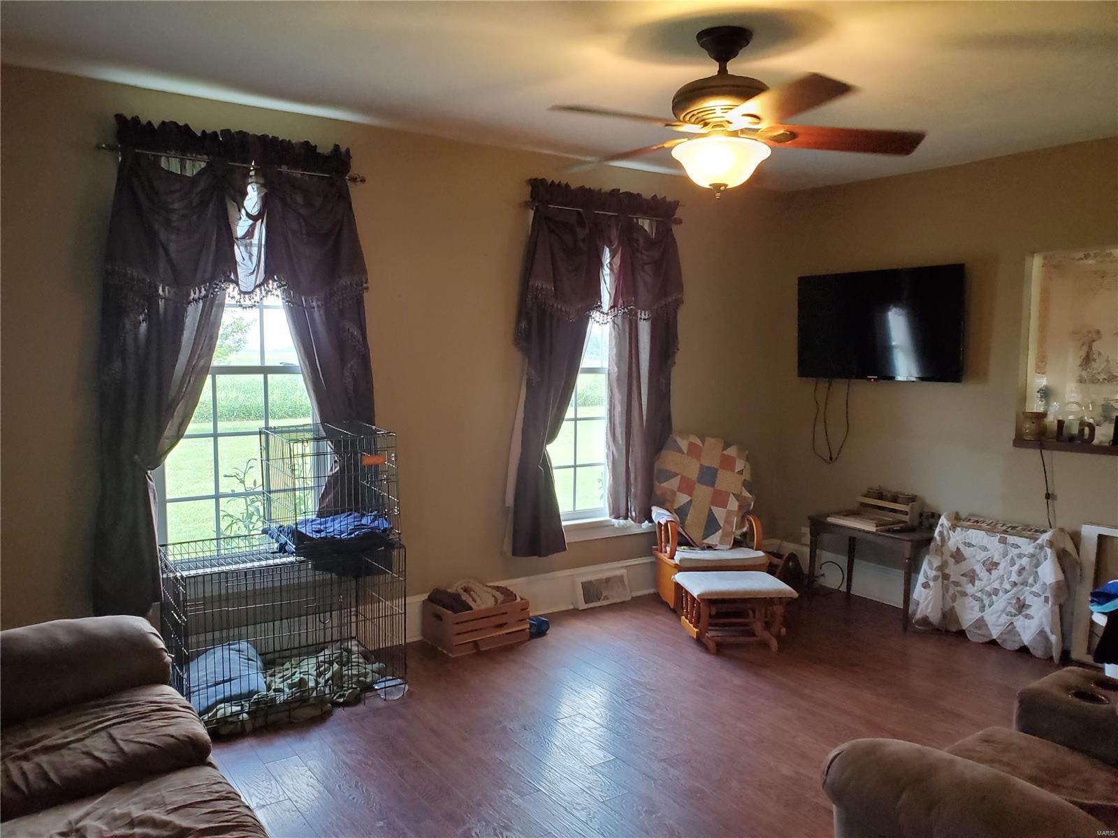 9231 Fallview Road Baldwin, IL 62217 - Photo 19 of 46