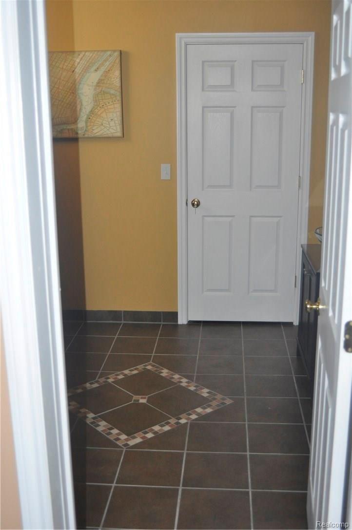 60530 Balmoral Way Rochester, MI 48306 - Photo 61 of 80 basement bathroom.JPG