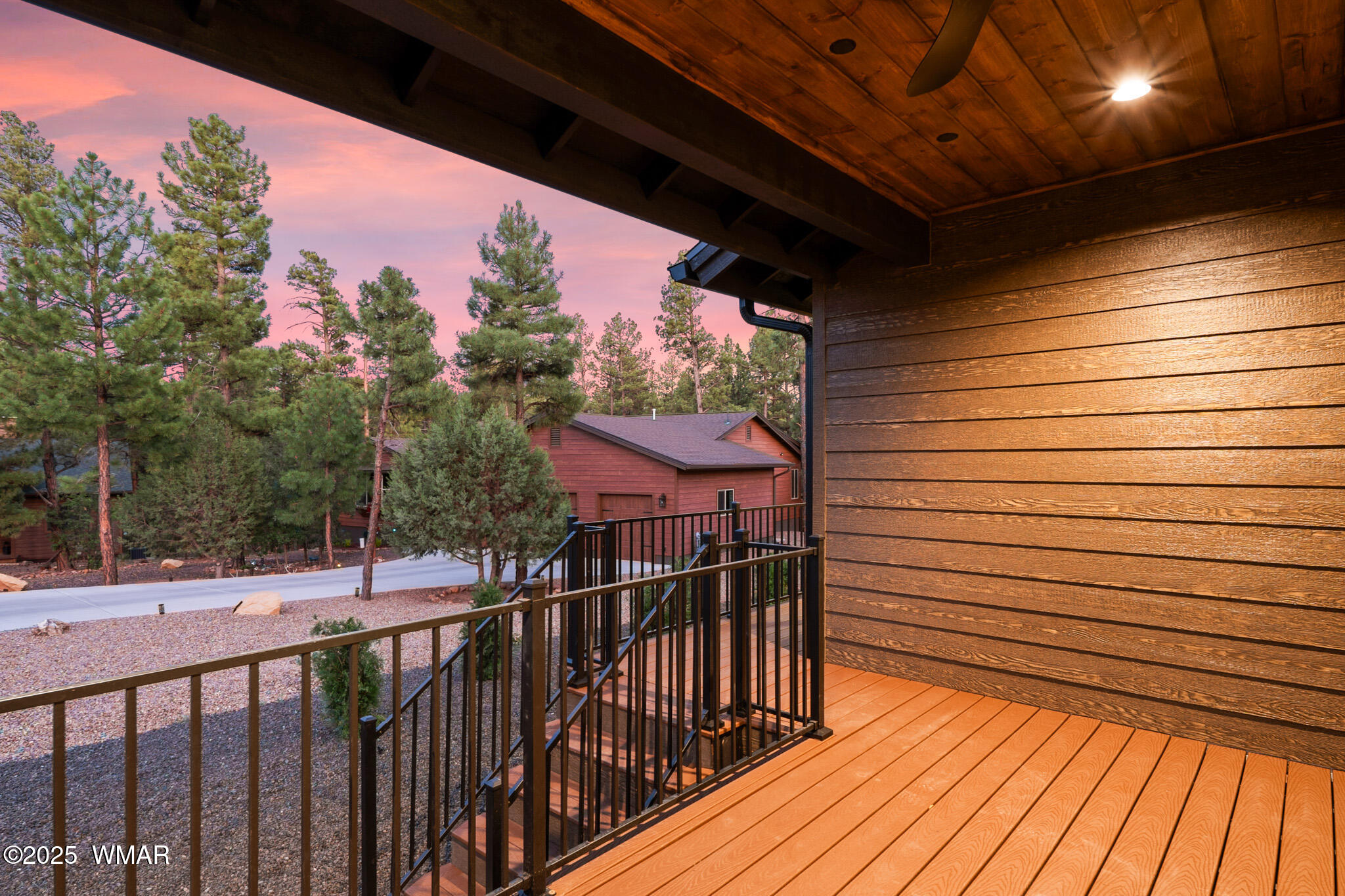 3030 West Alpine Rdg Road Show Low, AZ 85901 - Photo 14 of 62 Primary Suite Private Deck