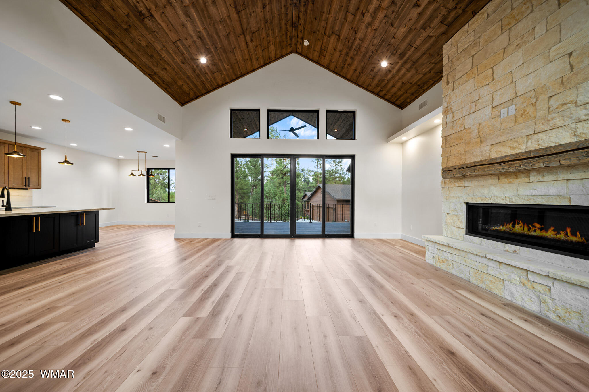 3030 West Alpine Rdg Road Show Low, AZ 85901 - Photo 18 of 62 Gorgeous Plank Laminate Flooring