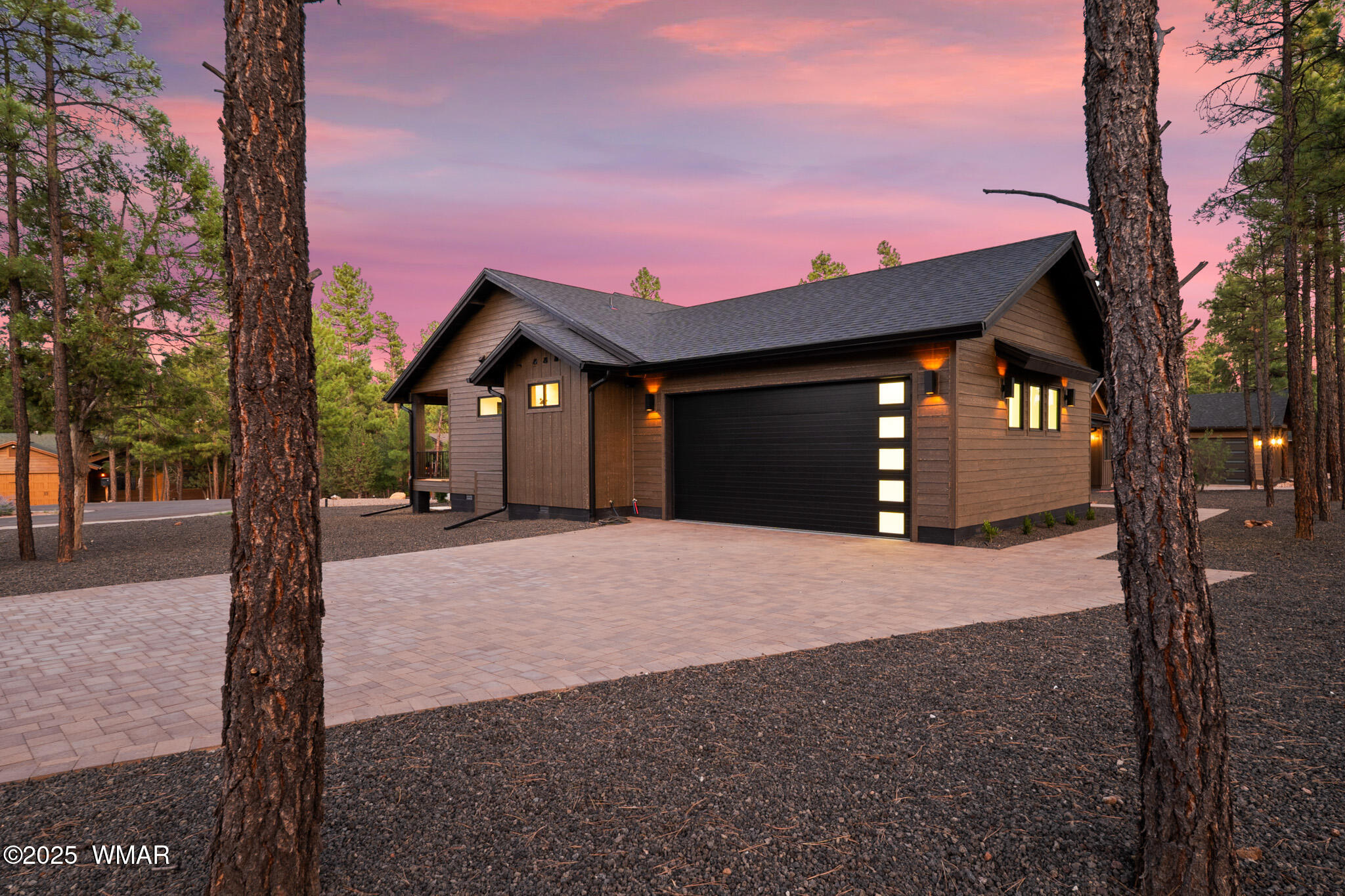 3030 West Alpine Rdg Road Show Low, AZ 85901 - Photo 8 of 62 Side Entry Garage