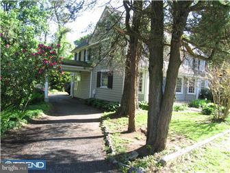 181 Warwick Road Elverson, PA 19520 - Photo 3 of 12 Gallery Image 3