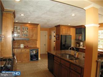 181 Warwick Road Elverson, PA 19520 - Photo 6 of 12 Gallery Image 6