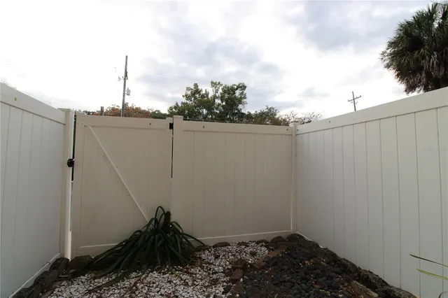 $1,250 | 507 Northwest 39th Road, Unit 112, Gainesville, FL 32607