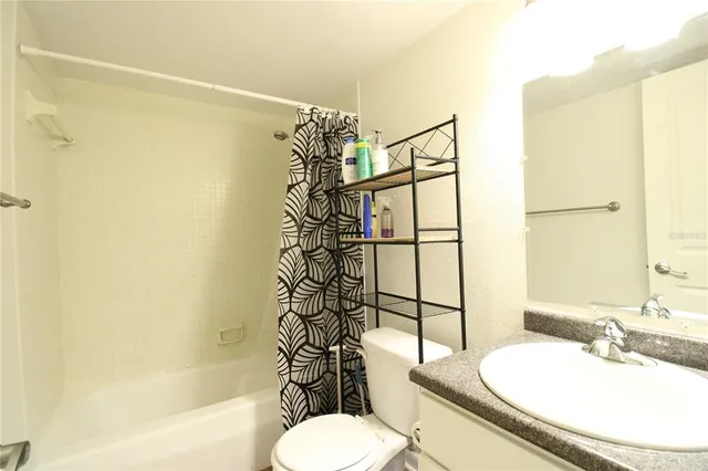 $1,250 | 507 Northwest 39th Road, Unit 112, Gainesville, FL 32607