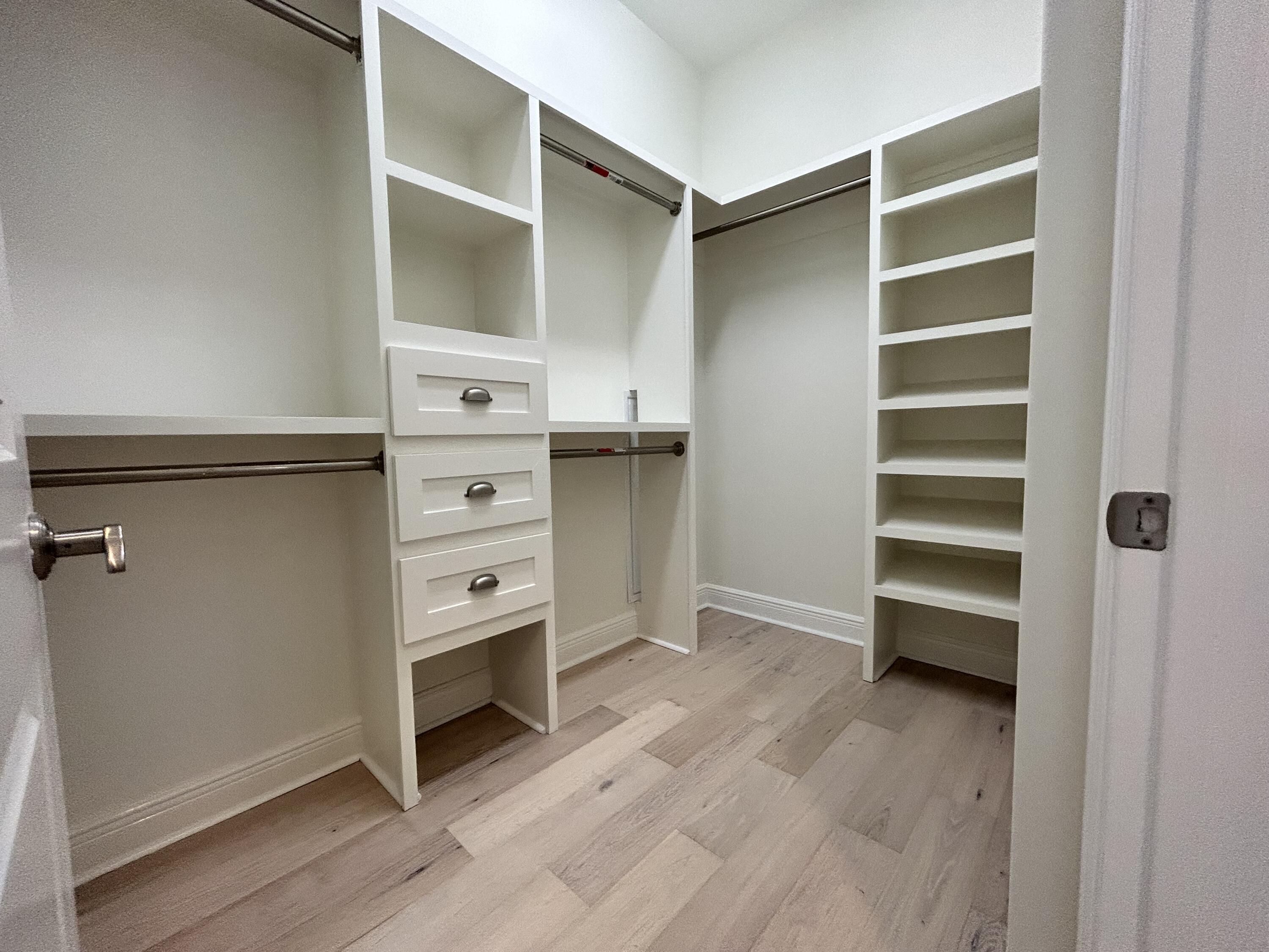 4505 Stonebridge Road Destin, FL 32541 - Photo 54 of 77 Main Bedroom Closet 1