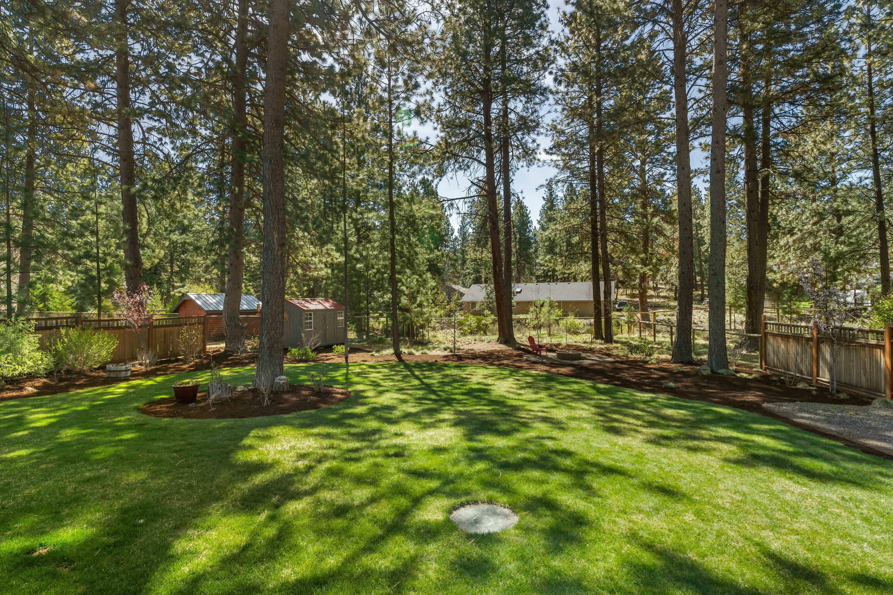 19041 Baker Road Bend, OR 97702 - Photo 32 of 45 53-Exterior