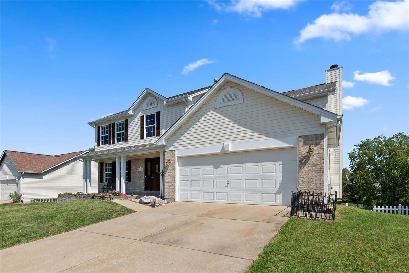 1172 Warm Winds Drive O'Fallon, MO 63366 - Photo 3 of 32