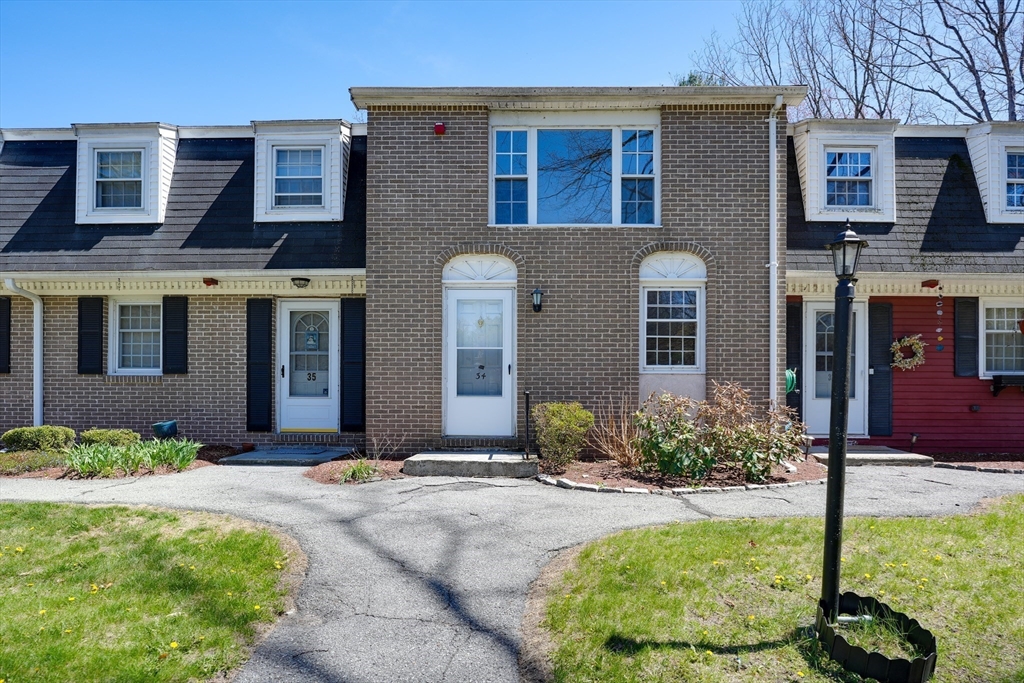15 Cannongate Road, Unit 34 Tyngsborough, MA 01879 - Photo 1 of 26