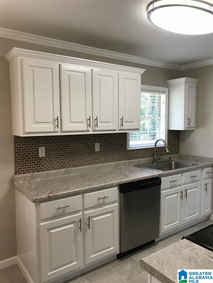 1545 Old Warrior Road Sumiton, AL 35148 - Photo 10 of 24