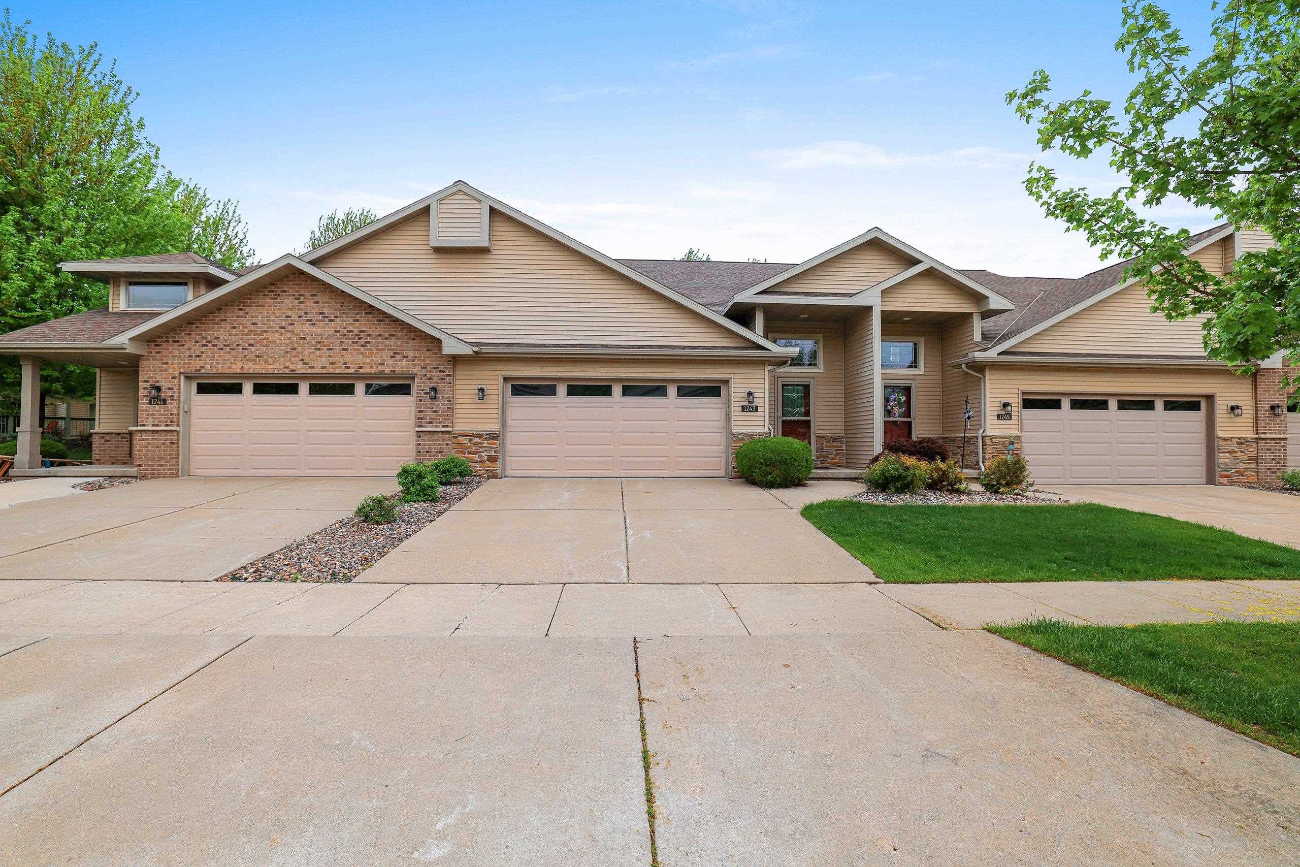 1243 Prairie Falcon Trail Green Bay, WI 54313 - Photo 50 of 51
