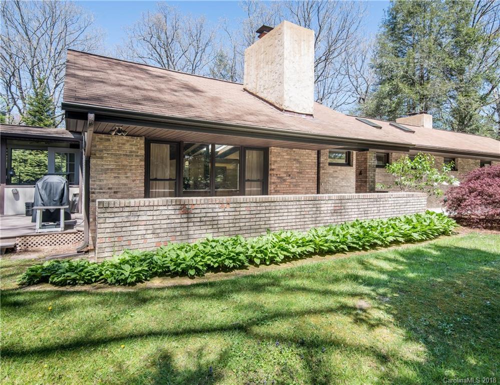 406 Balsam Road Hendersonville, NC 28792 - Photo 2 of 34 Gallery Image 2