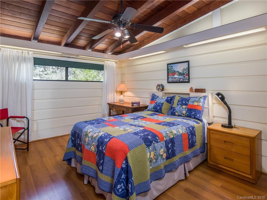 406 Balsam Road Hendersonville, NC 28792 - Photo 16 of 34 Gallery Image 16
