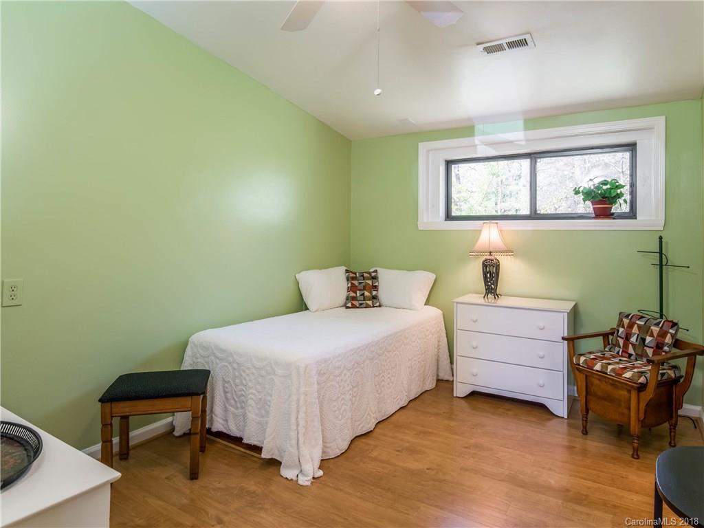 406 Balsam Road Hendersonville, NC 28792 - Photo 22 of 34 Gallery Image 22