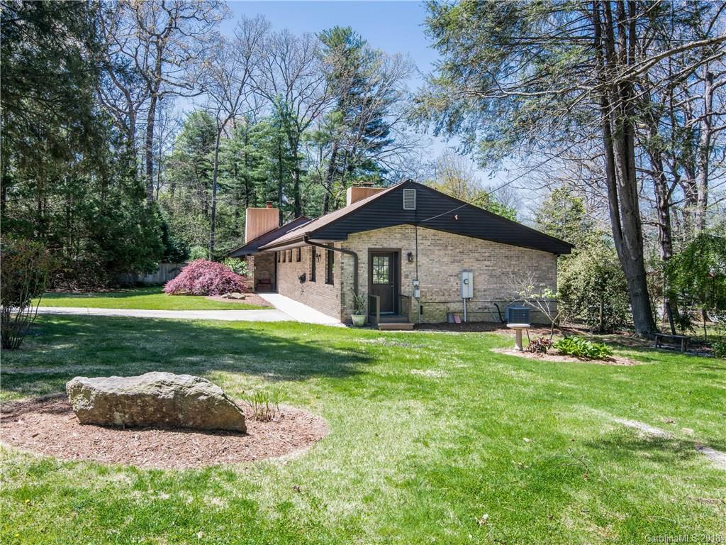 406 Balsam Road Hendersonville, NC 28792 - Photo 30 of 34 Gallery Image 30