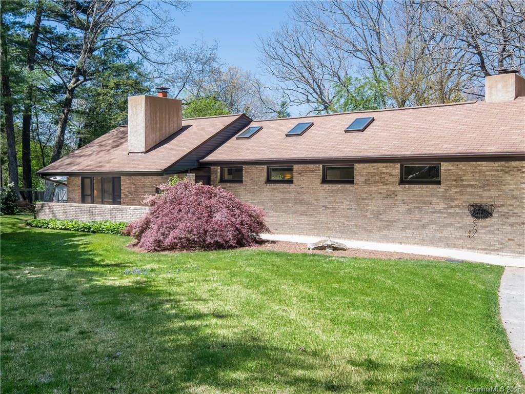 406 Balsam Road Hendersonville, NC 28792 - Photo 32 of 34 Gallery Image 32