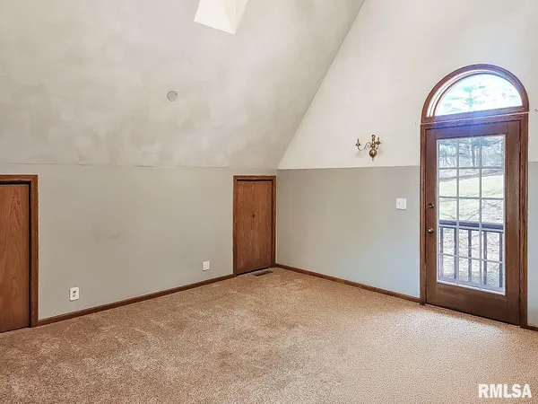 $359,000 | 9313 West Parks School Road, Princeville, IL 61559