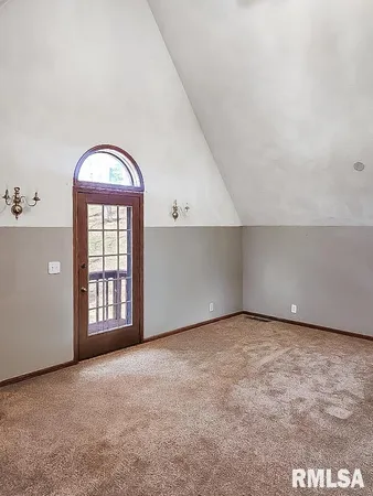 $359,000 | 9313 West Parks School Road, Princeville, IL 61559