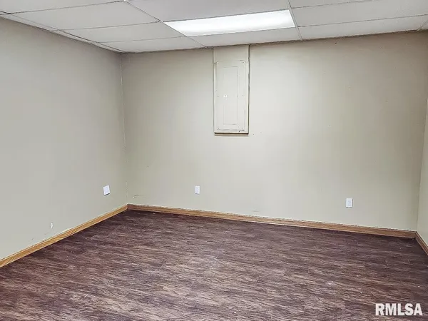 $359,000 | 9313 West Parks School Road, Princeville, IL 61559