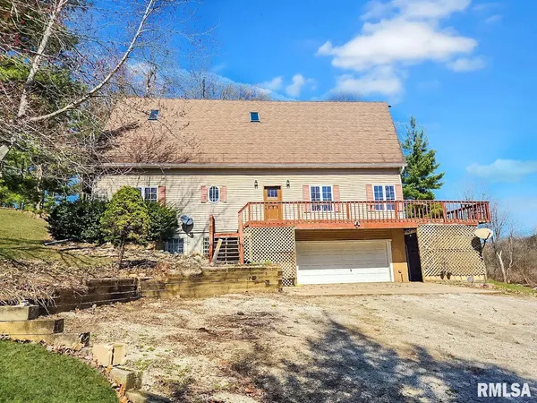 $359,000 | 9313 West Parks School Road, Princeville, IL 61559