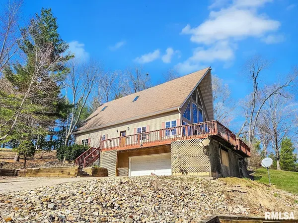 $359,000 | 9313 West Parks School Road, Princeville, IL 61559