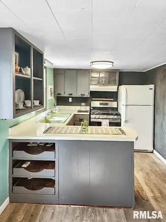 $359,000 | 9313 West Parks School Road, Princeville, IL 61559