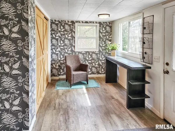 $359,000 | 9313 West Parks School Road, Princeville, IL 61559