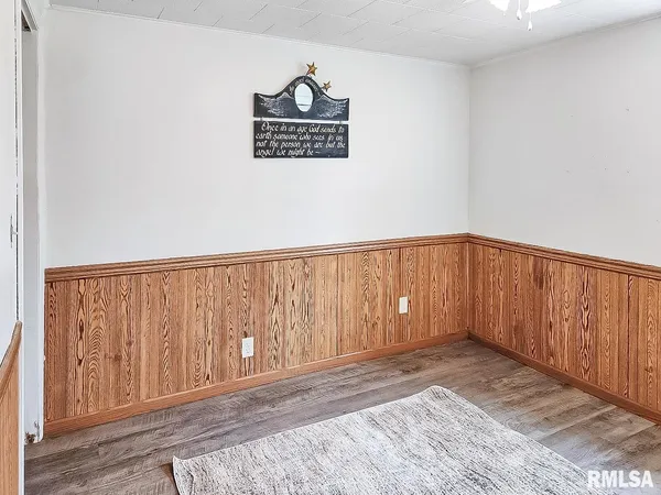 $359,000 | 9313 West Parks School Road, Princeville, IL 61559