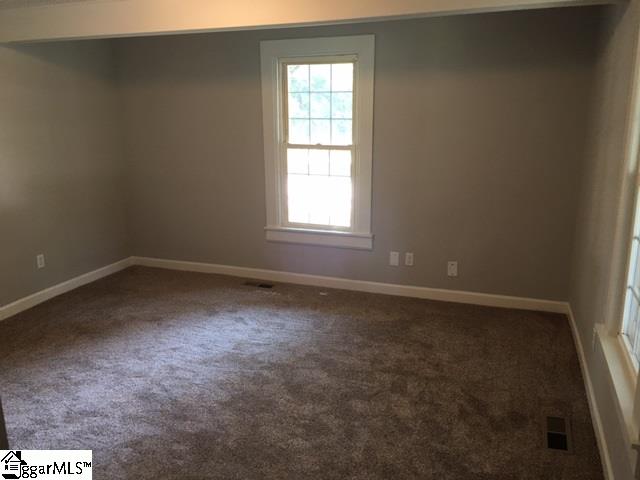290 Gum Springs Road Greer, SC 29651 - Photo 7 of 11
