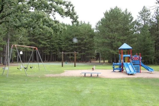 $559,900 | 352 Quiet Waters Trail, Nekoosa, WI 54457