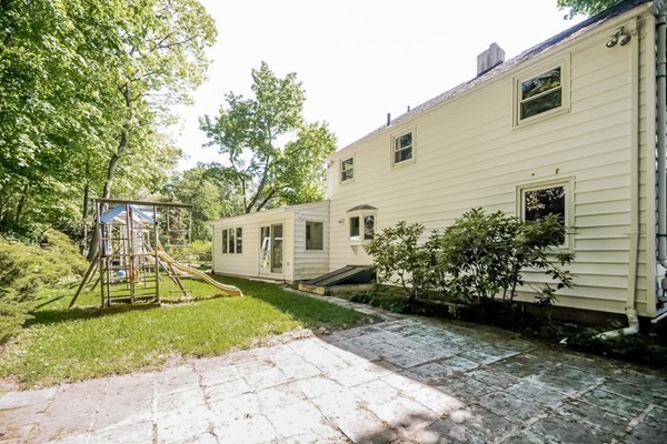 8 Marchant Road Winchester, MA 01890 - Photo 16 of 19