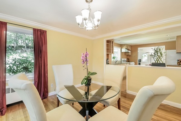 8 Marchant Road Winchester, MA 01890 - Photo 5 of 19