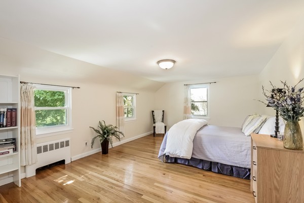 8 Marchant Road Winchester, MA 01890 - Photo 10 of 19