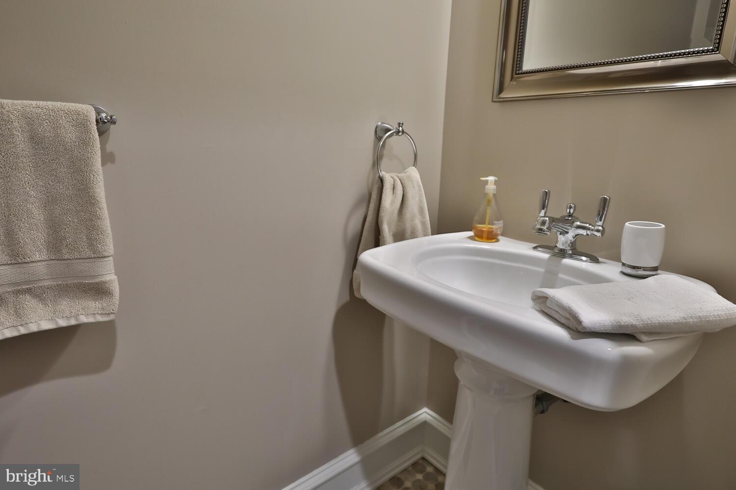 711 St Georges Road Philadelphia, PA 19119 - Photo 49 of 76