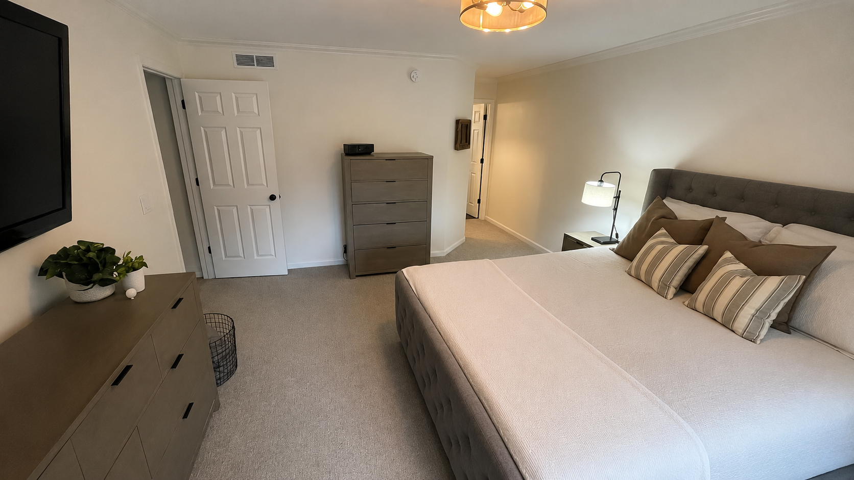 15576 Canyon Ridge Eden Prairie, MN 55347 - Photo 15 of 22 Gallery Image 15