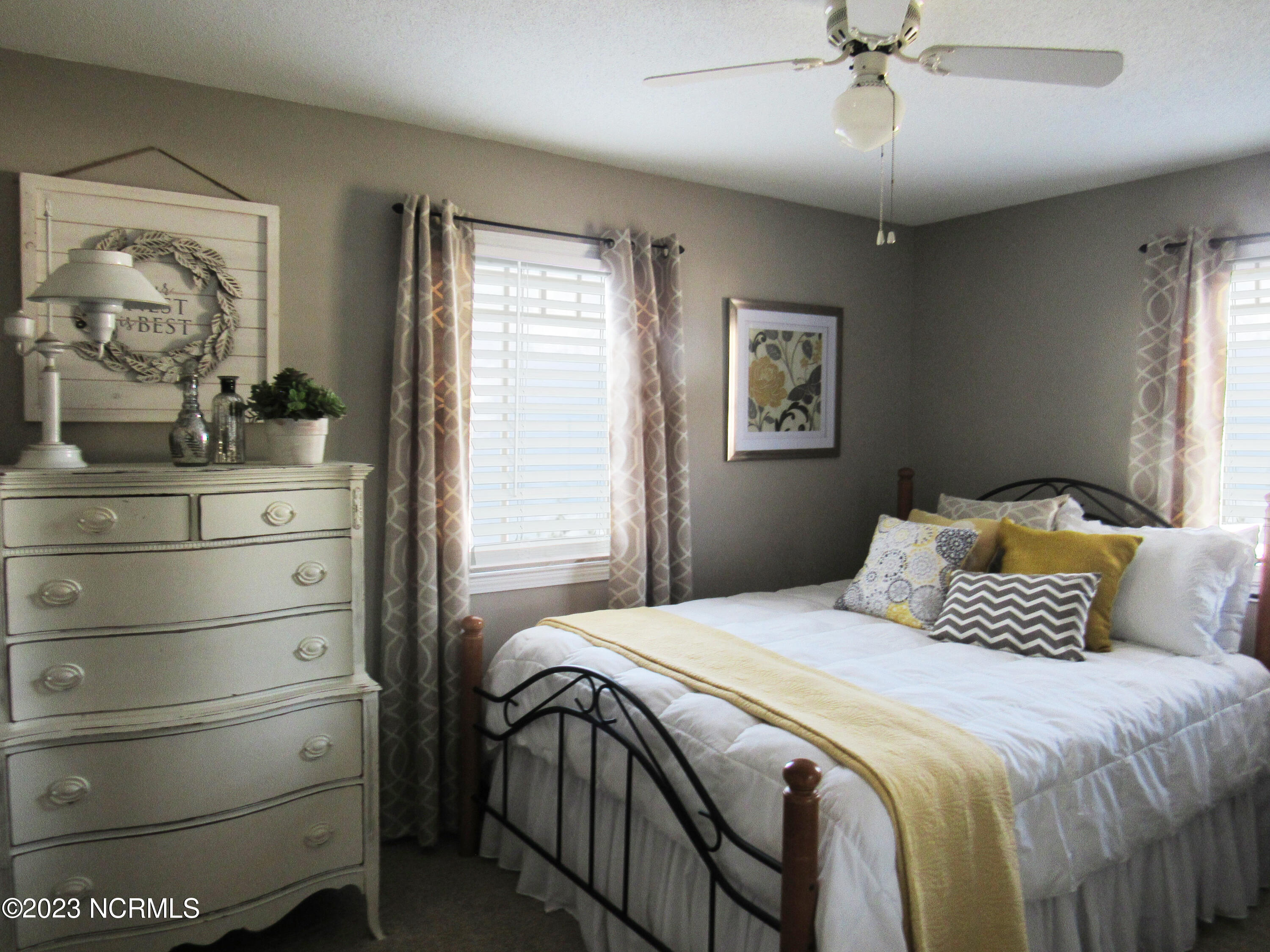 565 Kelly Road Wilmington, NC 28409 - Photo 33 of 35 Bedroom upstairs level
