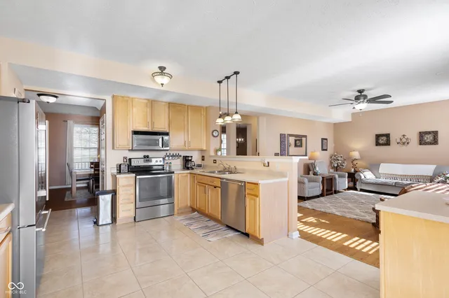 $389,900 | 8385 Belmont Drive, Avon, IN 46123