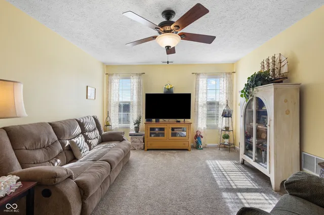 $389,900 | 8385 Belmont Drive, Avon, IN 46123