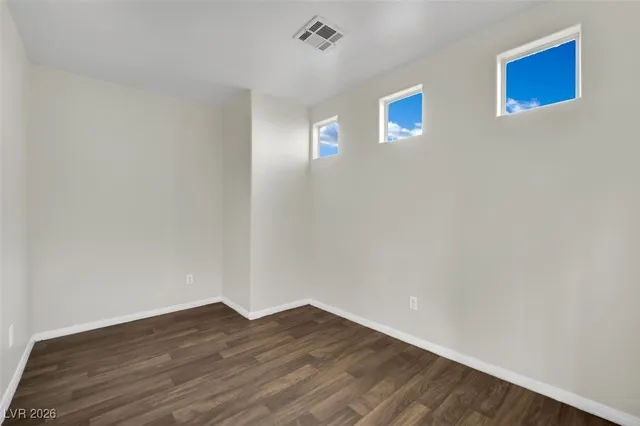 $1,935 | 5243 Los Pinos Street, Las Vegas, NV 89122