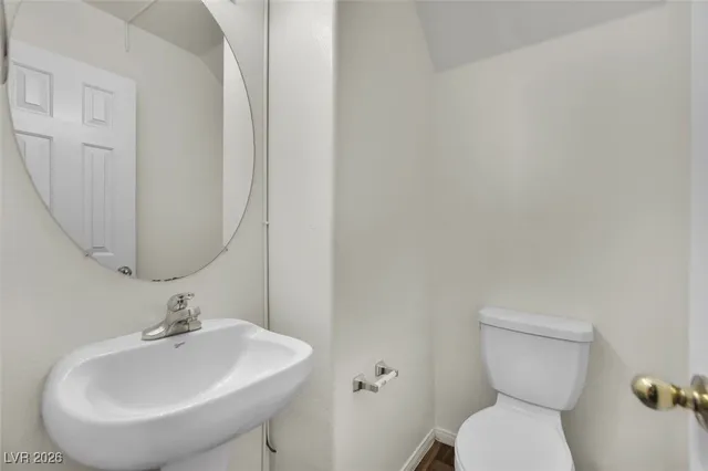 $1,935 | 5243 Los Pinos Street, Las Vegas, NV 89122