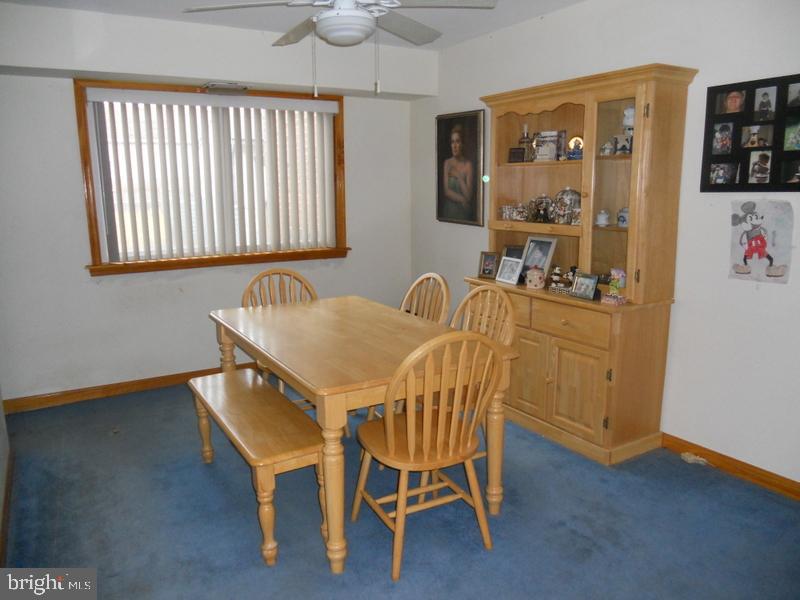 141 Oakmont Road Clementon, NJ 08021 - Photo 7 of 17 Dining Room