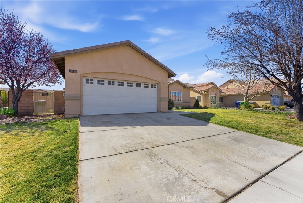 2036 East Jenner Street Lancaster, CA 93535 - Photo 2 of 50