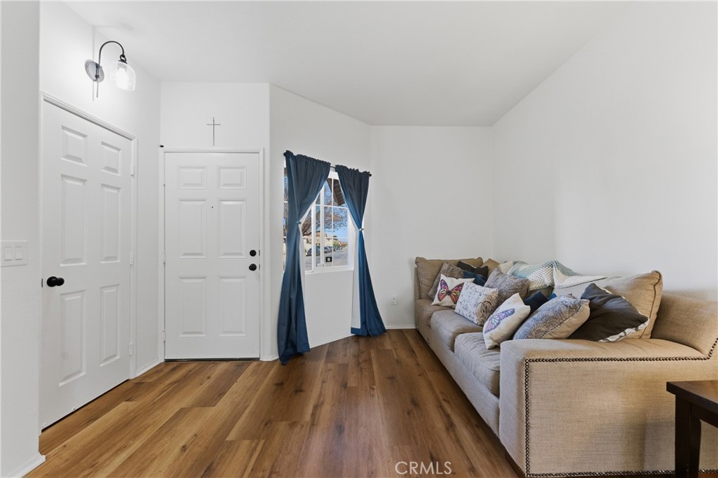 2036 East Jenner Street Lancaster, CA 93535 - Photo 8 of 50