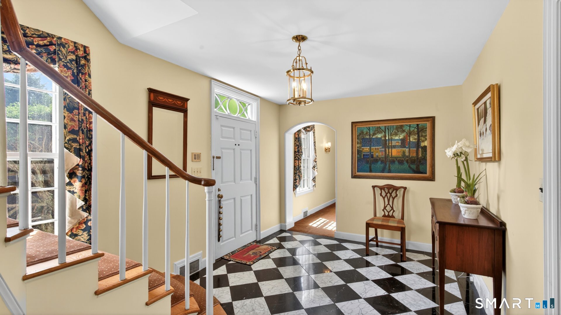 16 Pinnacle Mountain Road Simsbury, CT 06070 - Photo 6 of 38