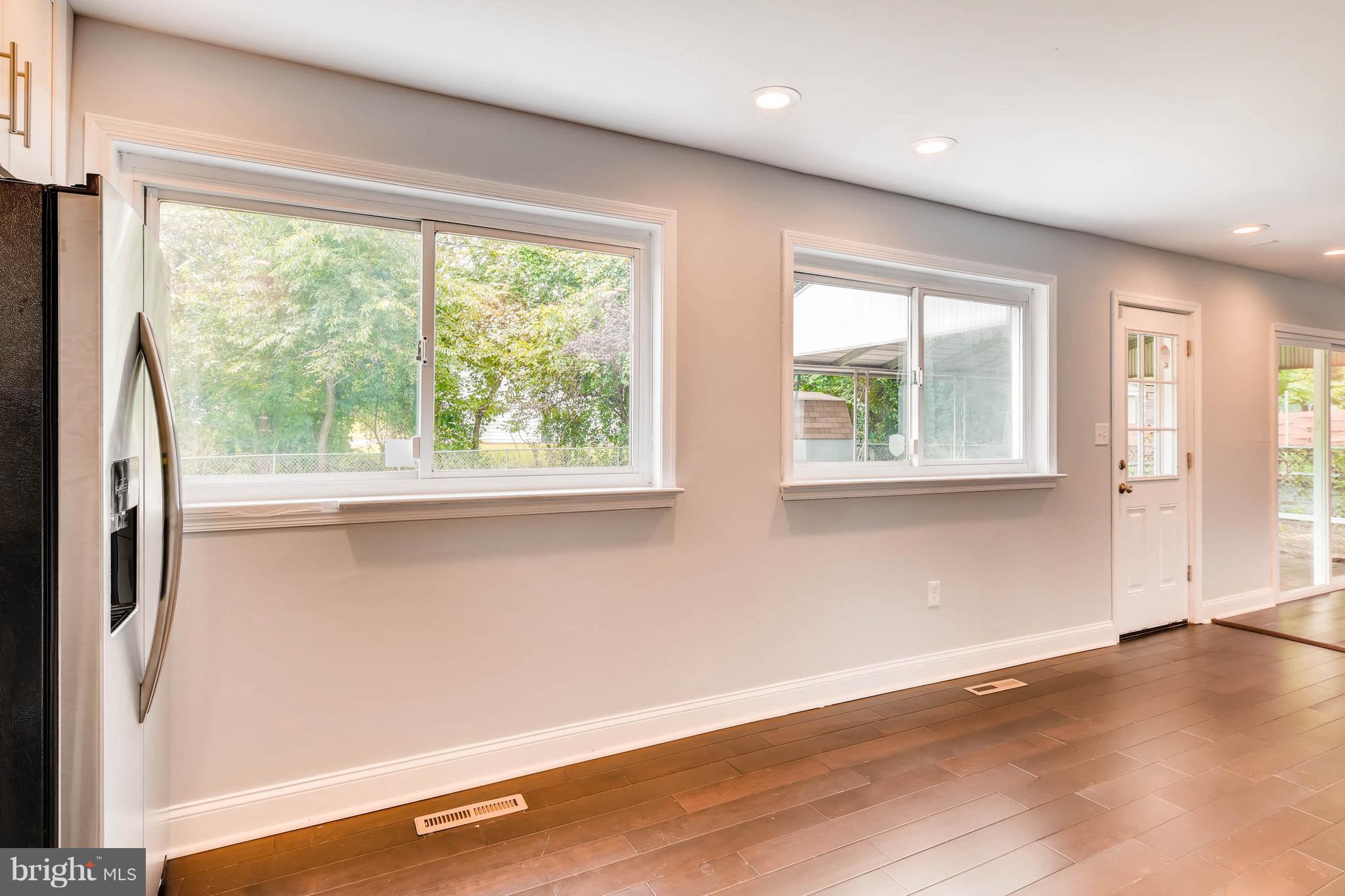 3804 Lumo Road Randallstown, MD 21133 - Photo 11 of 26 Living Room