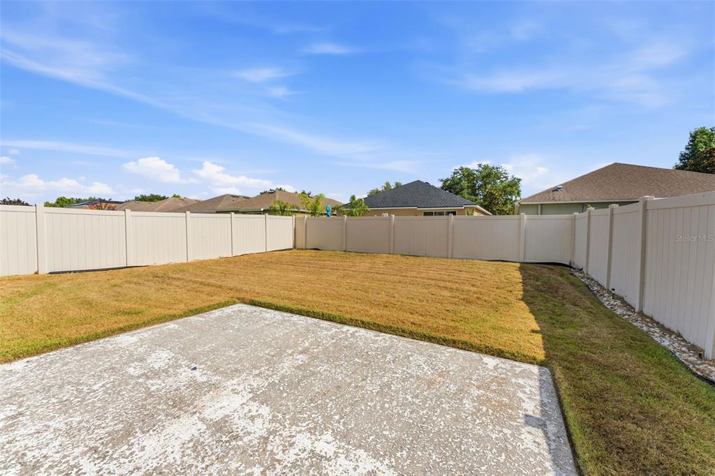 10257 Newminster Loop Ruskin, FL 33573 - Photo 37 of 52