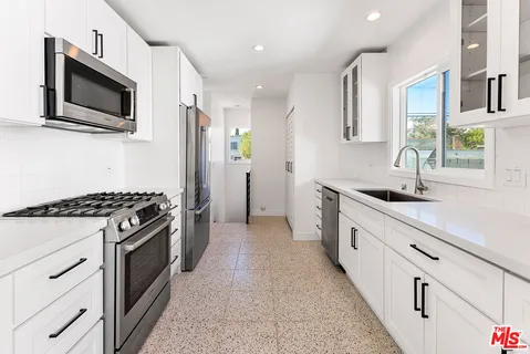$1,849,000 | Undisclosed Address, Los Angeles, CA 90019