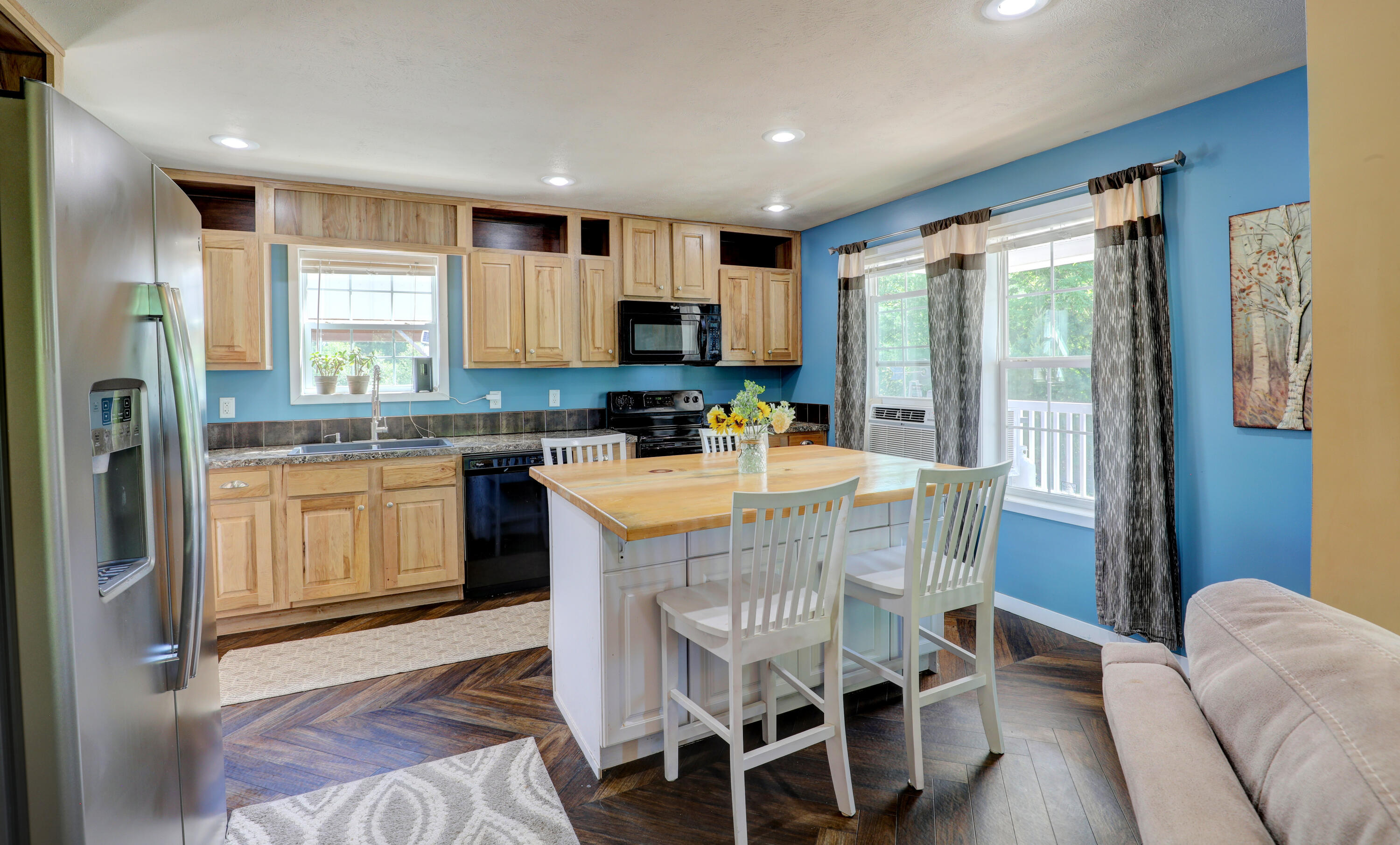 3921 Woodman Road South Boardman, MI 49680 - Photo 21 of 48 Kitchen